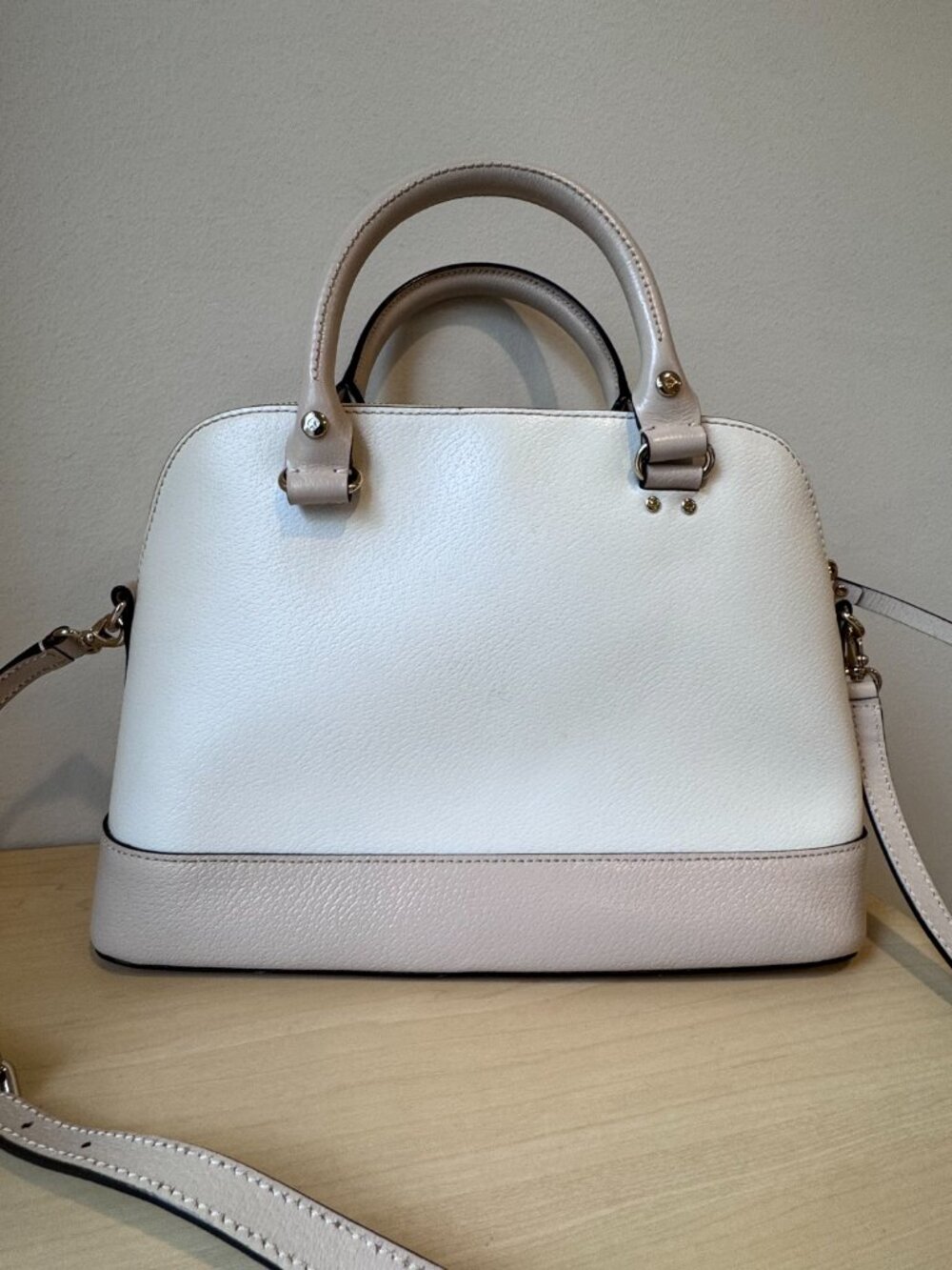 Kate Spade Dome Satchel β Saffiano Leather β Beige & Tan β GREAT CONDITION π₯ - Picture 5 of 13